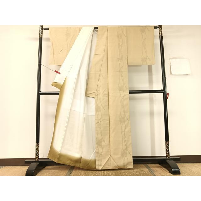 平和屋着物●結城紬　100亀甲　飛び亀甲柄　雪輪紐文　正絹　逸品　CABB5142vp 平和屋着物○結城紬 100亀甲 飛び亀甲柄 雪輪紐文 正絹 逸品