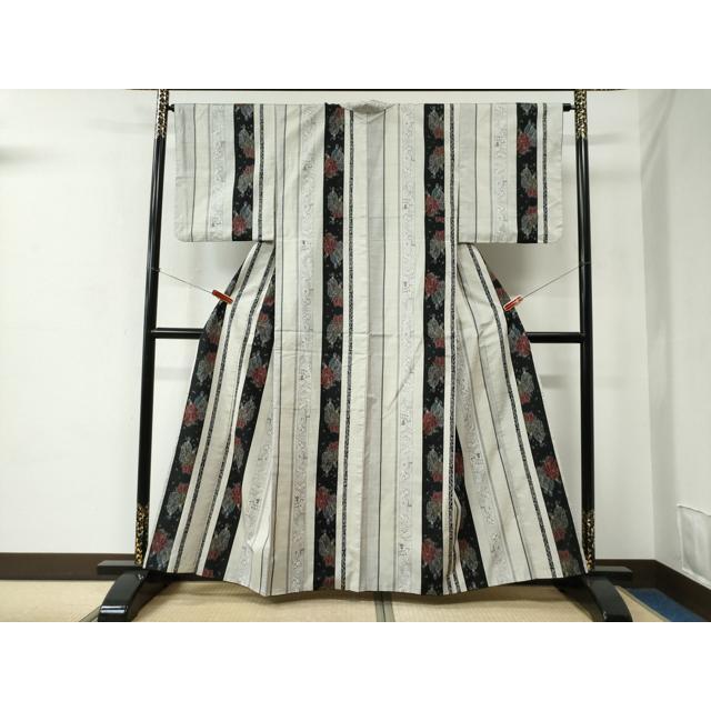 平和屋着物●本場大島紬　白大島　9マルキ　人物間道　正絹　逸品　CABC7042yc 平和屋着物○本場大島紬 白大島 9マルキ 人物間道 正絹 逸品