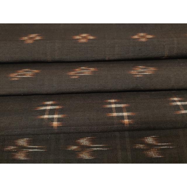 平和屋着物○国指定重要無形文化財 本場久米島紬 手織 反物