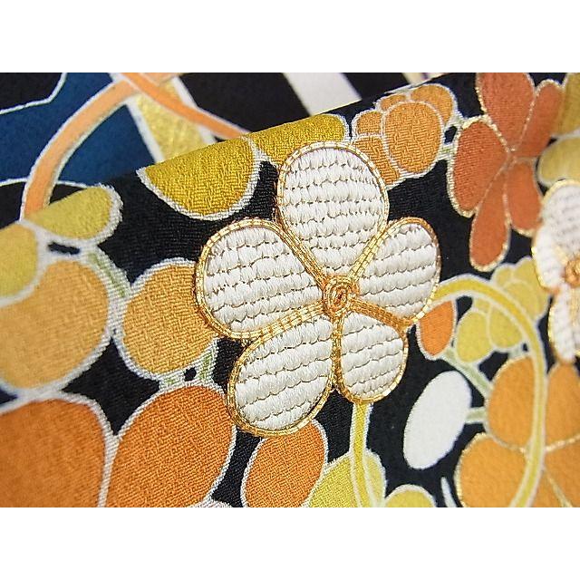 平和屋本店○極上 創業460年・千總 振袖 駒刺繍 鏡裏文 黒地 金彩