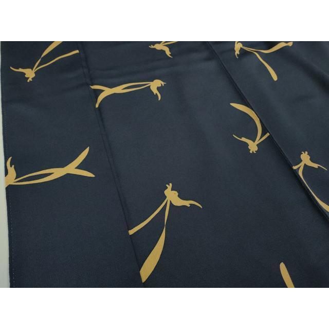 平和屋着物□極上 人形作家・ホリヒロシ 小紋 兎 うさぎ 紺青色地 鬼しぼ