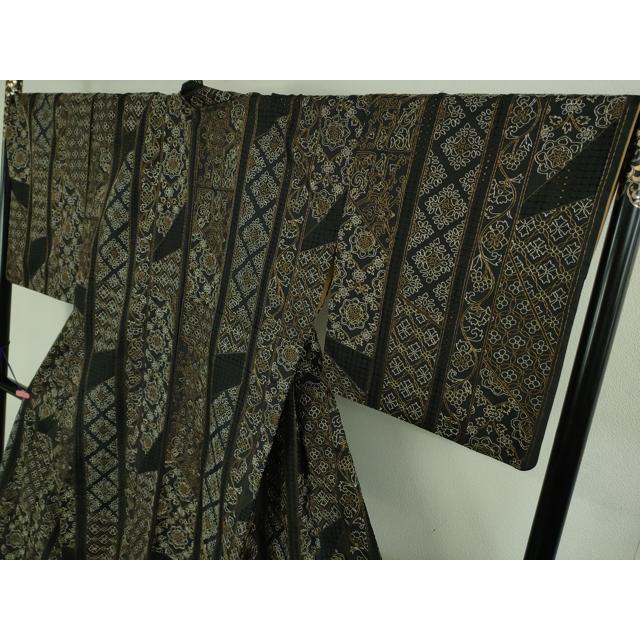平和屋本店■極上　玉糸紬　訪問着　創作手刺繍　刺し子　古今伝説　黒紅色地　京都きもの友禅扱い　証紙付き　逸品　未使用　DZAA5619kh5 平和屋本店□極上 玉糸紬 訪問着 創作手刺繍 刺し子 古今伝説 黒紅色地