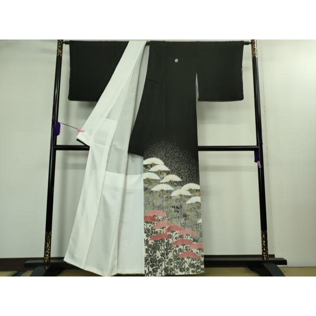 平和屋本店●極上　人間国宝　森口華弘　蒔糊友禅　蒔糊散らし　黒留袖　刺繍　横菊　金糸　三越扱い　逸品　DZAB2442kh6 平和屋本店○極上 人間国宝 森口華弘 蒔糊友禅 蒔糊散らし 黒留袖 刺繍