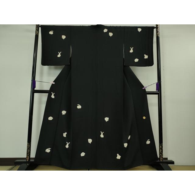 平和屋本店●極上　ジャパンオートクチュール　渡辺雪三郎　訪問着　兎　うさぎ　黒地　金彩　逸品　DZAB5478kh6 平和屋本店○極上 ジャパンオートクチュール 渡辺雪三郎 訪問着 兎