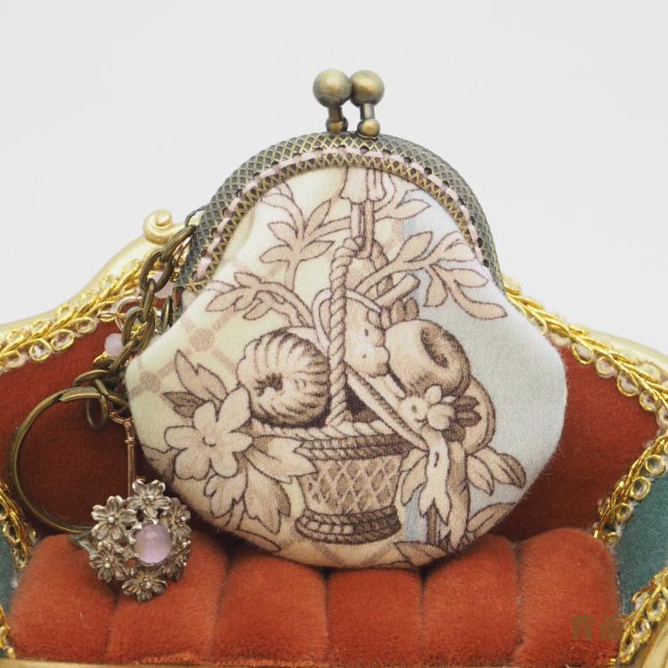 正絹絞りがま口 アクセサリーポーチ | gonta1998 がま口バッグチャーム 全3種