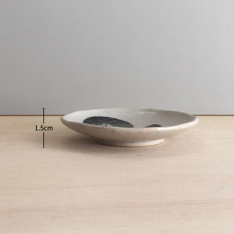 和食器 モノトーン花 小皿 モノトーン 全3種 瀬戸焼 陶磁器 食器 和食器 モノトーン花 小皿 モノトーン 全3種 瀬戸焼 陶磁器 食器