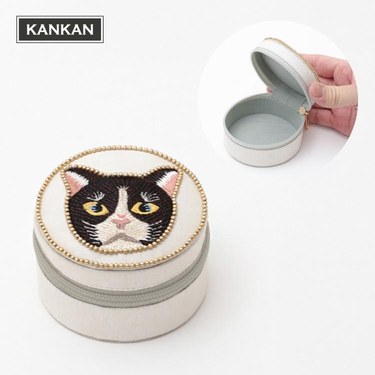 小物入れ 刺繍 ラウンドケース 全3種 ビーズ 黒猫 白猫 鳥 ファスナー