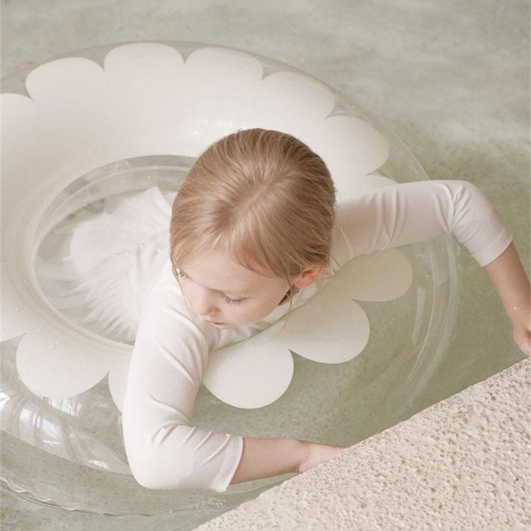 浮き輪 うきわ 大人用 子供用 O型 フロート 70cm 90cm 透明 キラキラ 花柄 水遊び プール ビーチ 海水浴 夏休み レジャー おしゃれ かわいい |  | 03