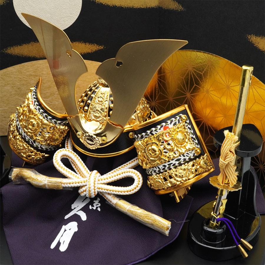 久月作 4号 緋段縅大鍬形兜 月に麻の葉二曲屏風収納台飾り 五月人形/端午の節句/子供の日/男の子/コンパクト/人形の久月 | 久月 | 04