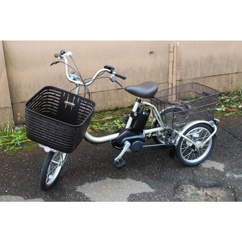 乗車期間数日の中古美品 パナソニック/Panasonic 電動アシスト3輪自転車 ビビライフ BE-ELR833 | 