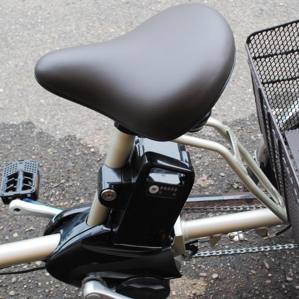 乗車期間数日の中古美品 パナソニック/Panasonic 電動アシスト3輪自転車 ビビライフ BE-ELR833 |  | 06