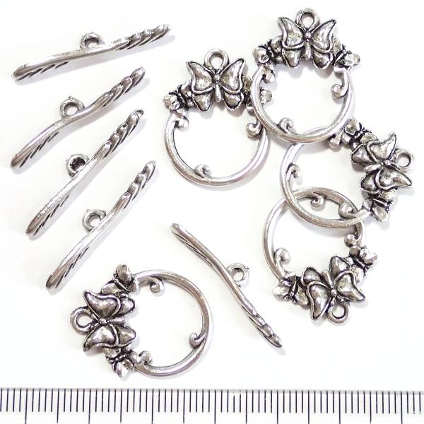 10161-《トグル》　ＮＹピューター　蝶　銀古美　バー全長２７mm　５ペア/１セット |  | 01