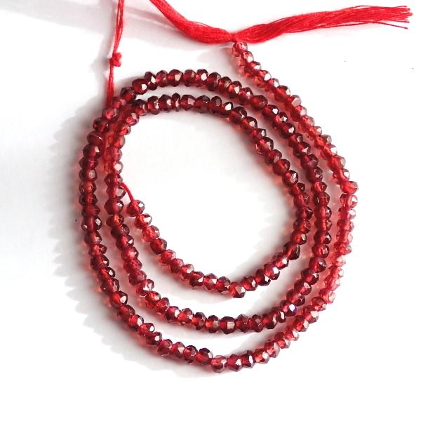 10215-《天然石　1連売り》ガーネット　カットロンデル　約３ｍｍ　約３３ｃｍ／１本 | 