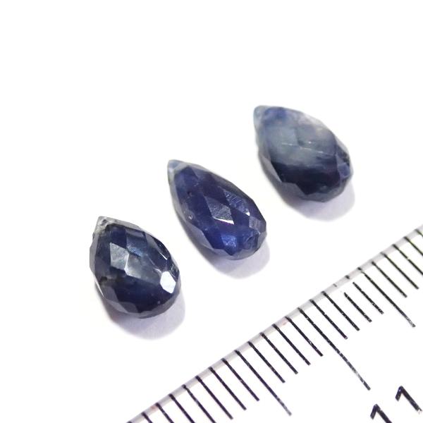 1079-《天然石Special》　サファイア　カットドロップ　縦最大８．５ｍｍ　横最小４mm　３個/１パック |  | 02
