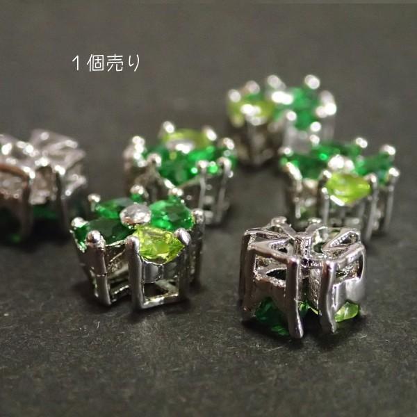 1086-ジルコニア　パーツ　四葉のクローバー（小）　グリーン+ペリドットハート　８mm　１個 |  | 01