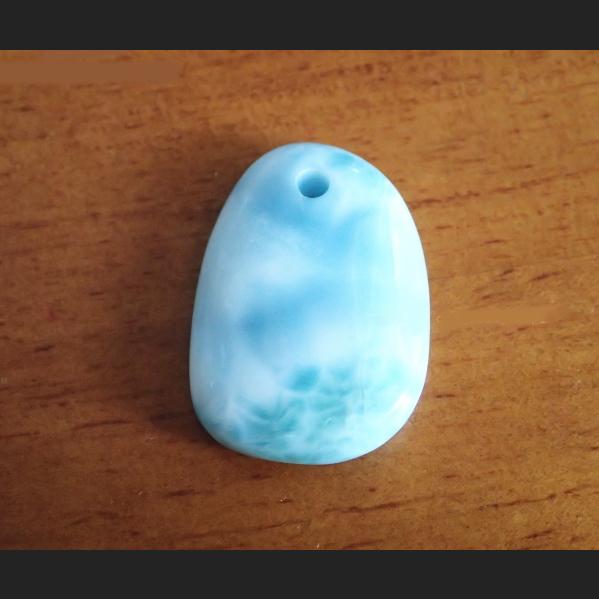 1187-《天然石ペンダント》　ラリマー　ホール２ｍｍ　約２８ｘ２０ｘ６mm（６．６ｇ）　１個 |  | 06