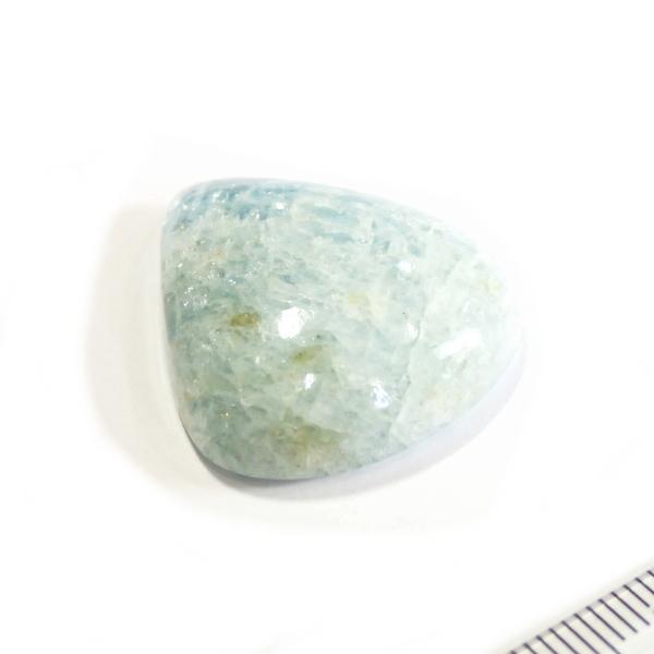 1227-『天然石ルース』　アクアマリン（ホール無）　約２８x２６mm（厚９mm）（８．９ｇ）　１個 |  | 02