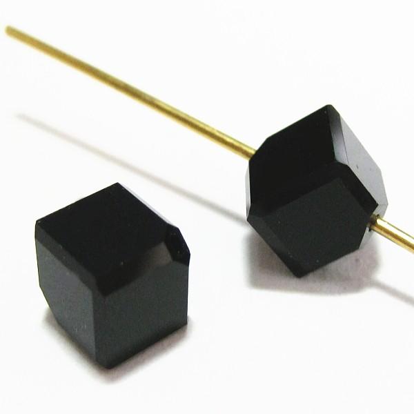 13211-swarovski　＃5600　ジェット　６mm　２個/１パック | 