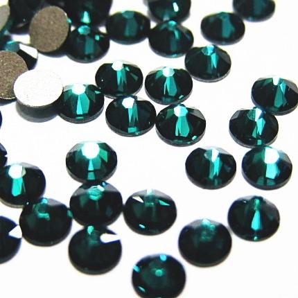 13327-swarovski　エレメント　＃2058　エメラルド　ｓｓ12　３．１mm　５０個/１セット | 