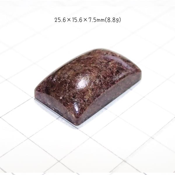 1382-『天然石ルース』　ガーネット（ホール無）　約26ｘ16mm（8.8ｇ）　１個 |  | 02