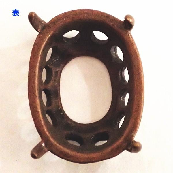 1486-《天然石　カボション》　台座　銅古美（１２穴）　オーバル　２０ｘ１５mm用　１個 |  | 01