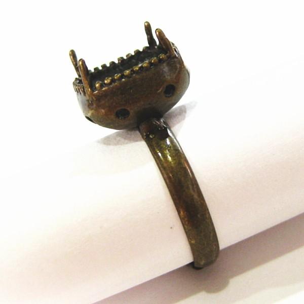 1497-『指輪パーツ』　カボション用リング（ホールあり）　真鍮古美　１０mm用　１個 |  | 01