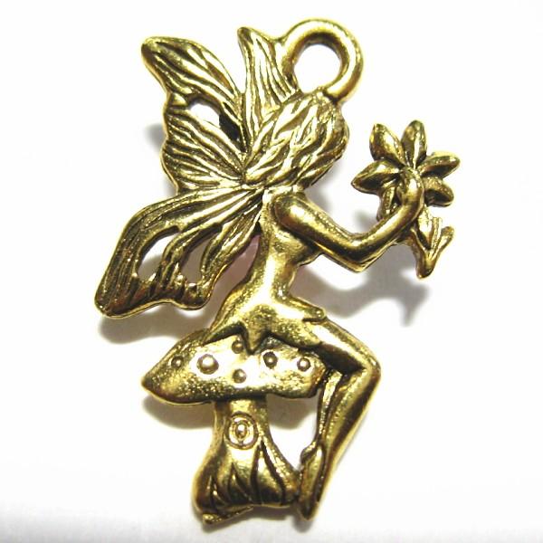 15020-【ＮＹピューター】　フェアリー　チャーム　金古美　２３mm　５個/１セット |  | 01