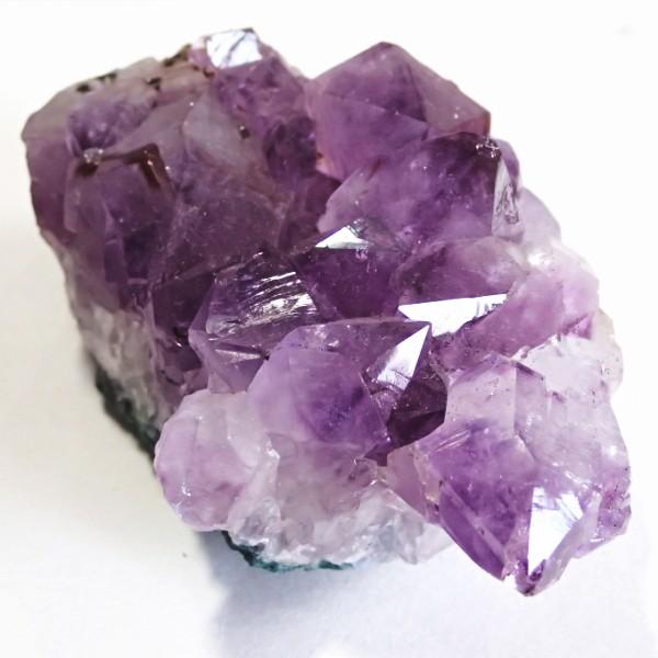 16032-《天然石　クラスター》　アメジスト　ブラジル産　９５x５５x４５mm　重量：２２８g　１個 | 