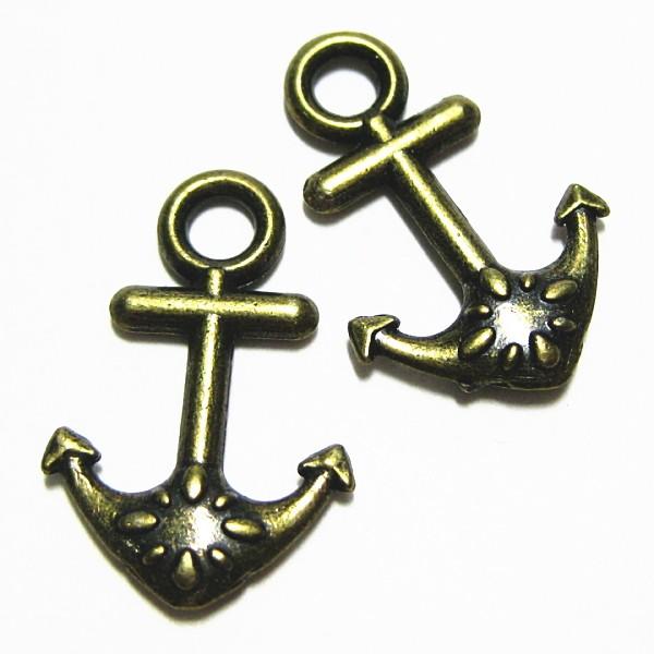 20006-《メタルチャーム・パーツ》　アンカー　真鍮古美　２０ｘ１２mm　１０個/１セット | 