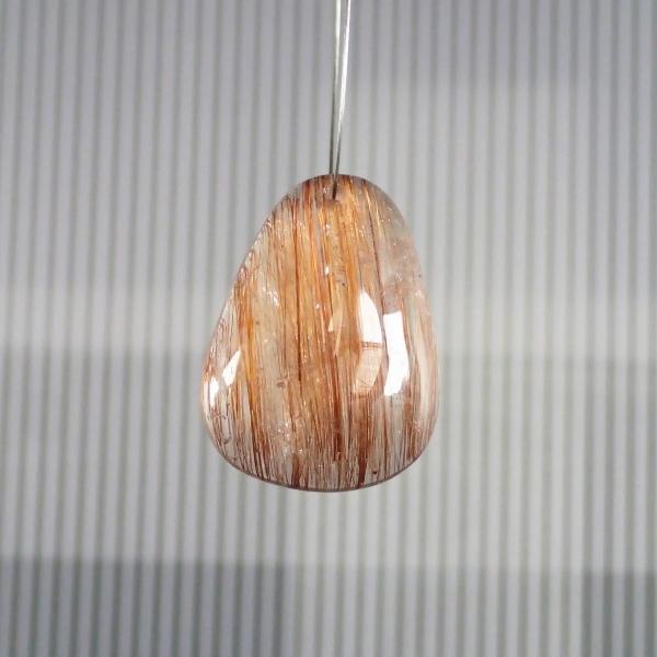 21213-《天然石ペンダント》　レッドルチルクォーツ　約３０ｘ２３mm（１０ｇ）　１個 |  | 02