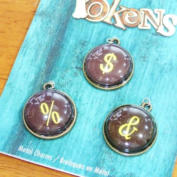 21681-《Blue Moon Beads》　チャーム　％・＄・＆　真鍮古美　２０mm　３個/１セット |  | 01