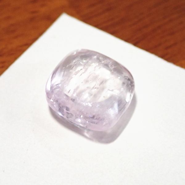 30031-《天然石ペンダント》　クンツァイト　約１９ｘ１６mm（３．４ｇ）　１個 |  | 01