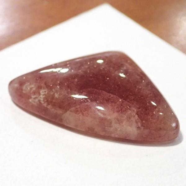 30353-『天然石ルース』　ストロベリークォーツ（ホール無）　約３４ｘ２４mm（７．５ｇ）　１個 |  | 01