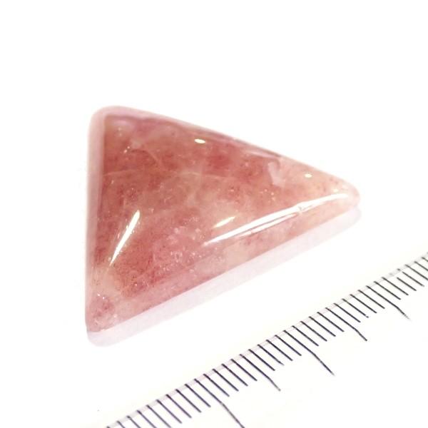 30358-『天然石ルース』　ストロベリークォーツ（ホール無）　約３２ｘ２４mm（５．５ｇ）　１個 |  | 01