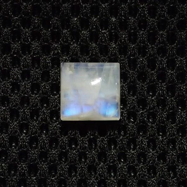 30395-『天然石ルース』　レインボームーンストーン（ホール無）　約１２ｘ１２mm（２．０ｇ）　１個 | 