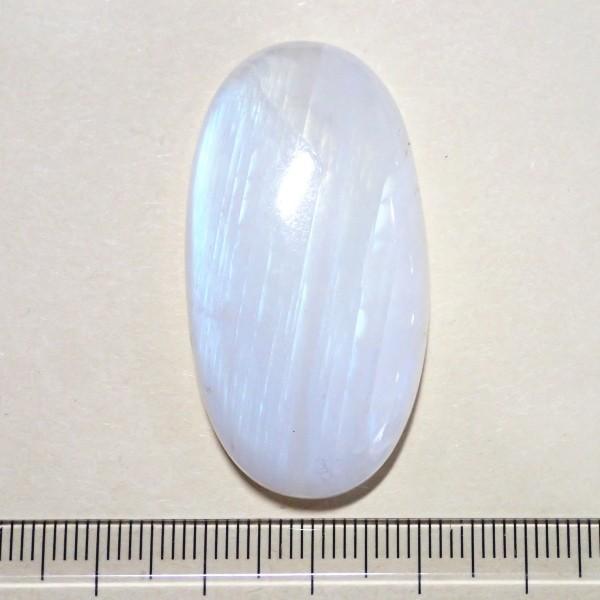 30404-『天然石ルース』　レインボームーンストーン（ホール無）　約４３ｘ２３mm（１５．９ｇ）　１個 |  | 03