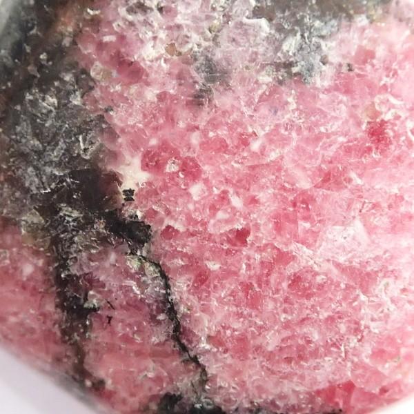 30465-『天然石ルース』　ロードナイト（ホール無）　約３０ｘ３０mm（１０．８ｇ）　１個 |  | 03