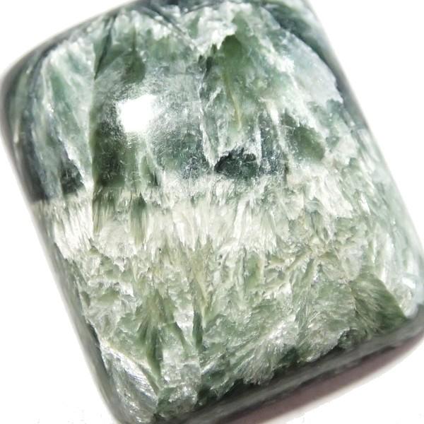 30470-『天然石ルース』　セラフィナイト（ホール無）　約２２ｘ１８mm（４．２ｇ）　１個 |  | 03