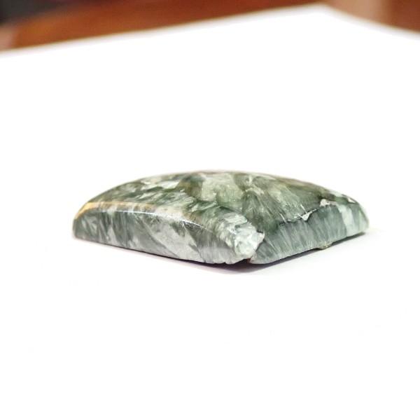 30474-『天然石ルース』　セラフィナイト（ホール無）　約２２ｘ２０mm（４．８ｇ）　１個 |  | 02