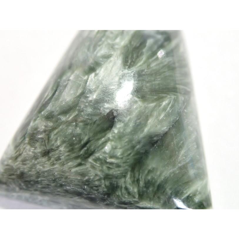 30475-『天然石ルース』　セラフィナイト（ホール無）　約２４ｘ２３mm（６．８ｇ）　１個 |  | 03