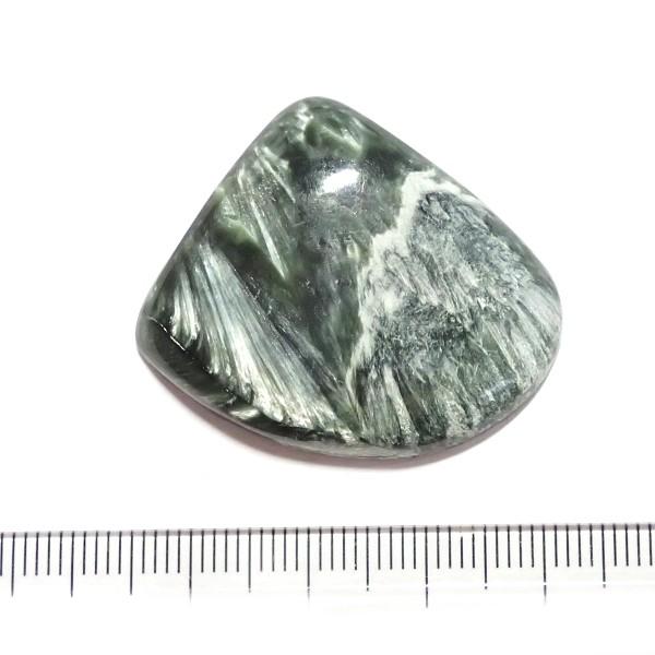 30481-『天然石ルース』　セラフィナイト（ホール無）　約３２ｘ２８mm（１０．０ｇ）　１個 | 