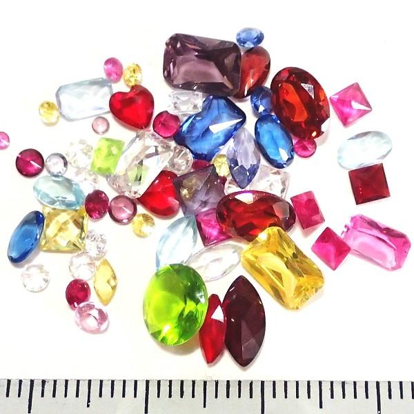 30539-〔ガラス〕　ファセットミックス　ＧｅｍＣｏｌｏｒ　約３ｇ/１パック |  | 01