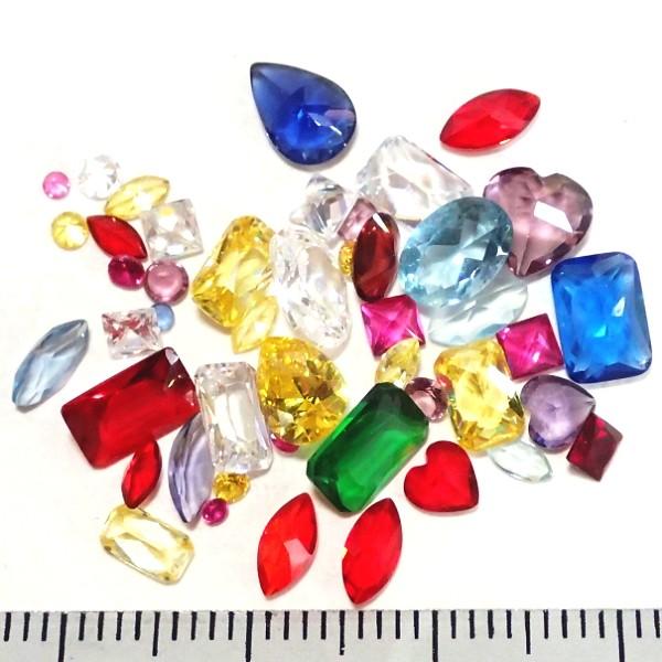 30544-〔ガラス〕　ファセットミックス　ＧｅｍＣｏｌｏｒ　約３ｇ/１パック |  | 01