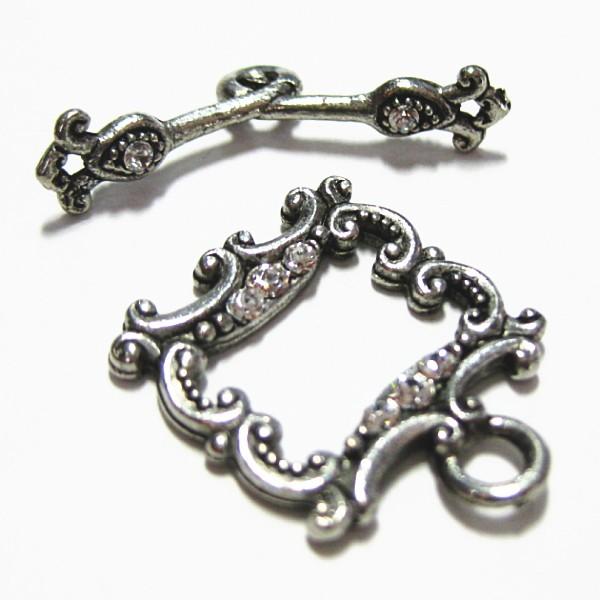 30755-《トグル》　ＮＹピューター　スワロ入　銀古美　バーの長さ２４mm　１セット | 