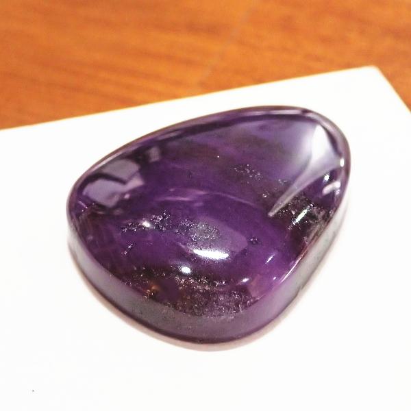 30783-《天然石ペンダント》　スギライト　約３３ｘ２５mm（１１．８ｇ）　１個 |  | 01