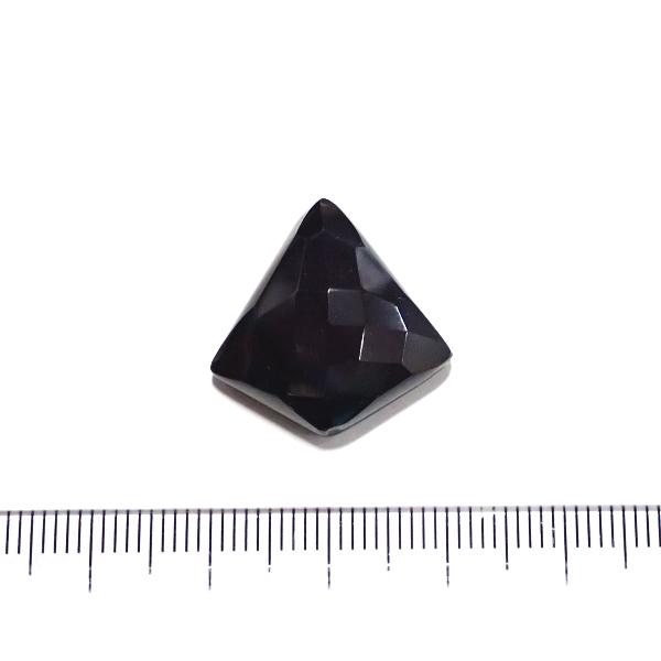 30820-『天然石ルース』　オニキス（ホール無）※カット有※　約２０ｘ２０mm（３．２ｇ）１個 | 