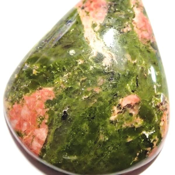 30848-『天然石ルース』　ウナカイト（ホール無）　約２７ｘ１２mm（５．０ｇ）１個 |  | 03