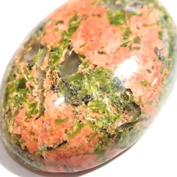 30849-『天然石ルース』　ウナカイト（ホール無）　約２６ｘ１８mm（５．５ｇ）１個 |  | 03