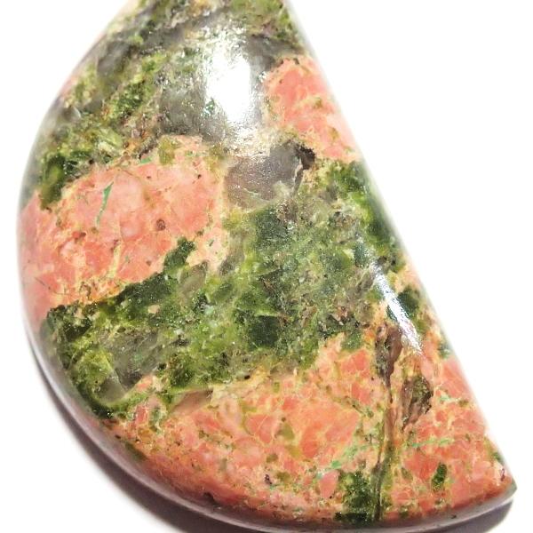 30851-『天然石ルース』　ウナカイト（ホール無）　約３１ｘ１８mm（６．６ｇ）１個 |  | 03