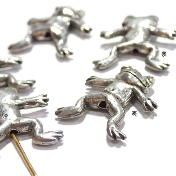 3111-【ＮＹピューター】　かえる　ビーズ　銀古美　１９mm　５個/１セット |  | 02